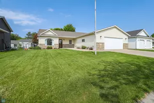 509 32 St N, Moorhead, MN 56560 - Photo 1