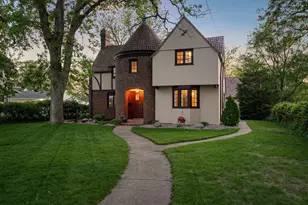 808 4th St SW, Austin, MN 55912 - Photo 1