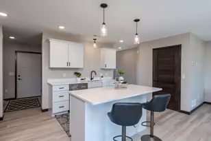 3120 Scotch Ln, Mankato, MN 56001 - Photo 8