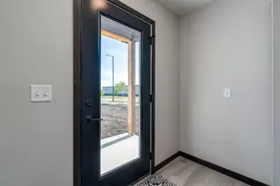 3120 Scotch Ln, Mankato, MN 56001 - Photo 2