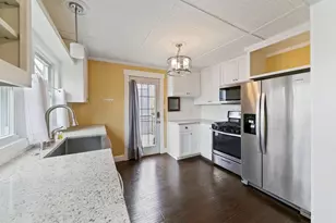 724 1st Ave NW, New Brighton, MN 55112 - Photo 1