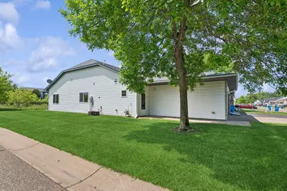 185 21st Avenue SW, Cambridge, MN 55008 - Photo 6