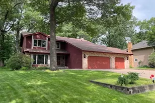 5929 Oxford St N, Shoreview, MN 55126 - Photo 1