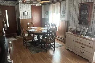 406 Roberts Ave NE, Warroad, MN 56763 - Photo 8