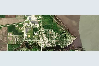 406 Roberts Avenue NE, Warroad, MN 56763 - Photo 24