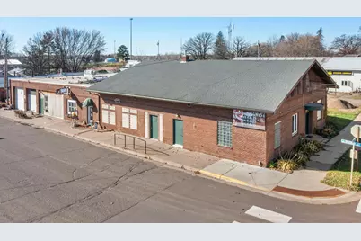 205 2nd Street SW, Braham, MN 55006 - Photo 1