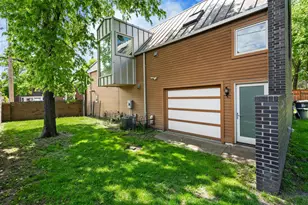 818 Summit Ave, Saint Paul, MN 55105 - Photo 46