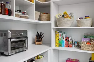 870 Mount Curve Blvd, Saint Paul, MN 55116 - Photo 16