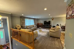 8000 Winnetka Heights Dr, Golden Valley, MN 55427 - Photo 16