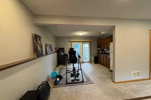 8000 Winnetka Heights Dr, Golden Valley, MN 55427 - Photo 34