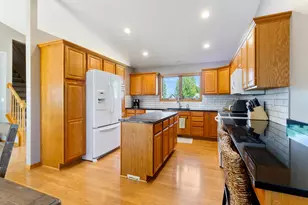 6445 Coryell Ct, Inver Grove Heights, MN 55076 - Photo 8