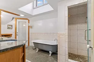 8 Bates Ave, Saint Paul, MN 55106 - Photo 56