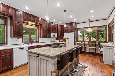 8 Bates Avenue, Saint Paul, MN 55106 - Photo 24