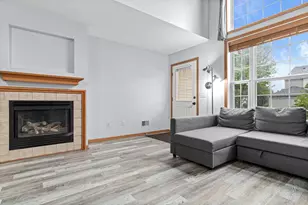 2765 Wagon Wheel Trl, Chaska, MN 55318 - Photo 1