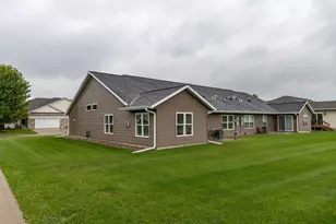 2882 Meadowview Ln NE, Owatonna, MN 55060 - Photo 28