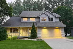 145 Valleyview Pl, Owatonna, MN 55060 - Photo 1