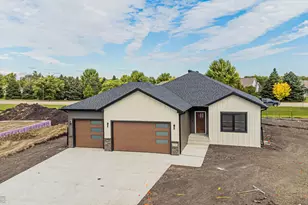 4740 Hampton Loop S, Moorhead, MN 56560 - Photo 1