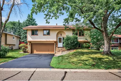 6716 83rd Avenue N, Brooklyn Park, MN 55445 - Photo 1