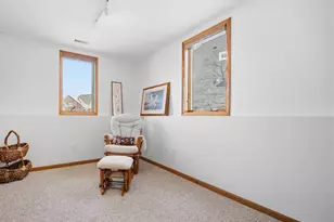 11656 Azure Ln, Inver Grove Heights, MN 55077 - Photo 36