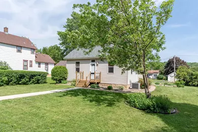 921 N 2nd Street, Mankato, MN 56001 - Photo 1