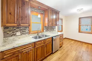 3649 Perry Ave N, Robbinsdale, MN 55422 - Photo 4