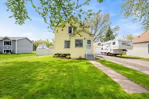 2608 E 3rd St, Superior, WI 54880 - Photo 1