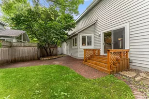 15655 17th Pl N, Plymouth, MN 55447 - Photo 38