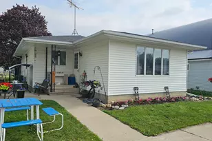 306 Main St, West Concord, MN 55985 - Photo 1