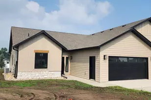 117 Altavista Dr, Detroit Lakes, MN 56501 - Photo 4