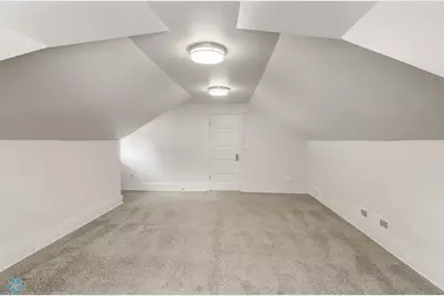 1036 12th Street N, Fargo, ND 58102 - Photo 32