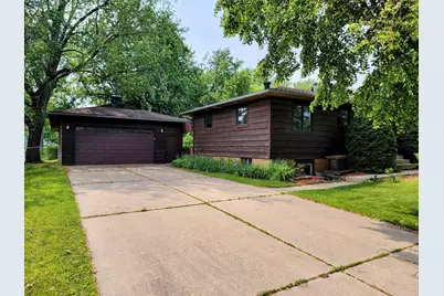 605 7th Avenue NE, Stewartville, MN 55976 - Photo 1