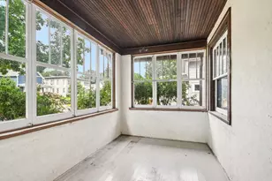 1132 Raymond Ave, Saint Paul, MN 55108 - Photo 4