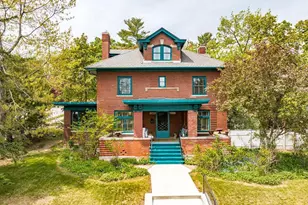 2401 E 5th St, Duluth, MN 55812 - Photo 1