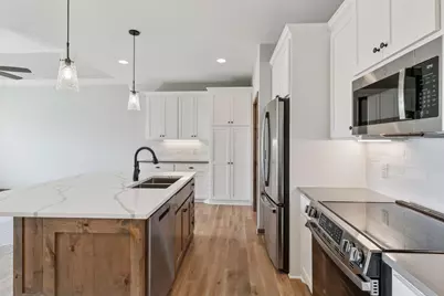 109 Vista Way, Waconia, MN 55387 - Photo 4