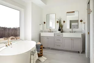 18995 Maple Ln, Deephaven, MN 55331 - Photo 12