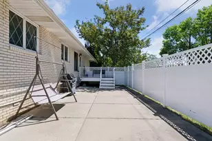 102 11th Ave N, Hopkins, MN 55343 - Photo 18