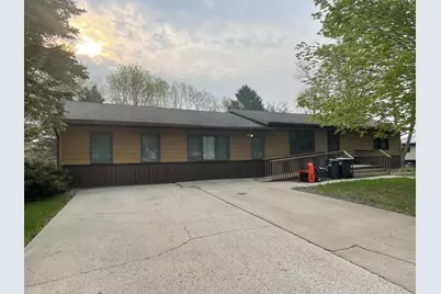 115 Nelson Street S, Evansville, MN 56326 - Photo 1