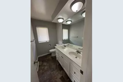 332 E Pleasant Avenue, Ellsworth, WI 54011 - Photo 22