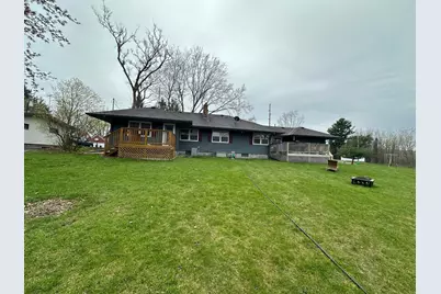 332 E Pleasant Avenue, Ellsworth, WI 54011 - Photo 6