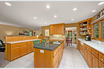 5731 High Park Drive, Minnetonka, MN 55345 - Photo 10