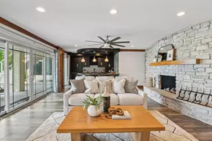 17870 Breezy Pt Rd, Wayzata, MN 55391 - Photo 14