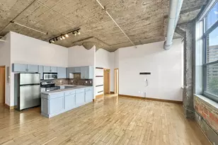 521 S 7th St, Minneapolis, MN 55415 - Photo 1