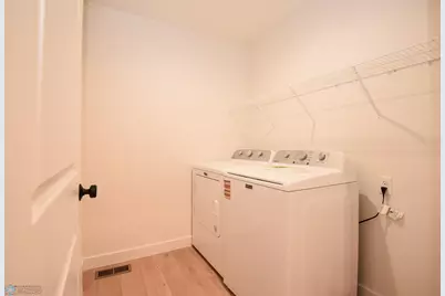 3724 27th Street S, Moorhead, MN 56560 - Photo 28