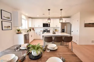 3724 27th St S, Moorhead, MN 56560 - Photo 10