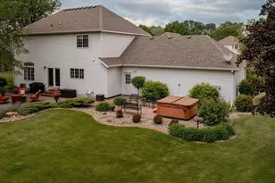 712 Falcon Ct, Sartell, MN 56377 - Photo 4