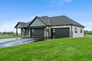 19811 Jennady Ave, Jordan, MN 55352 - Photo 4