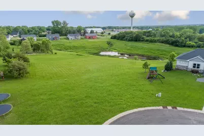 104 Spruce Court, Le Sueur, MN 56058 - Photo 8