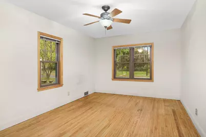 955 Cherokee Avenue, West Saint Paul, MN 55118 - Photo 12