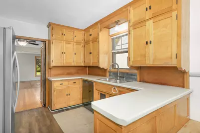 955 Cherokee Avenue, West Saint Paul, MN 55118 - Photo 8