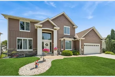 3221 98th Circle N, Brooklyn Park, MN 55443 - Photo 1